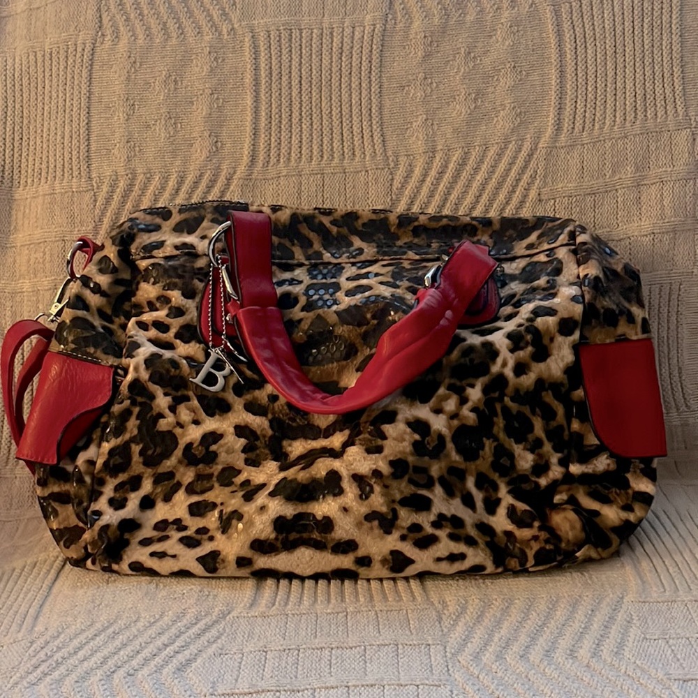 Leopard printed purse